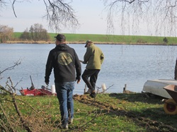 Laichnester im Boot