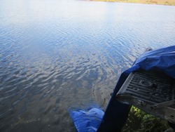 die blaue Schlauchrutsche