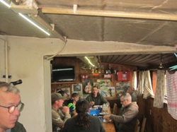 Fischer beim Frühstück